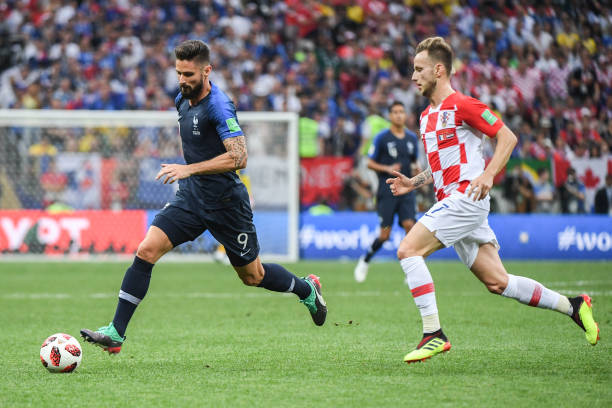 通过这些个 通过这些个