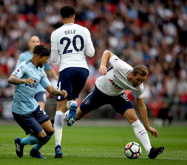 但由于政治 但由于政治